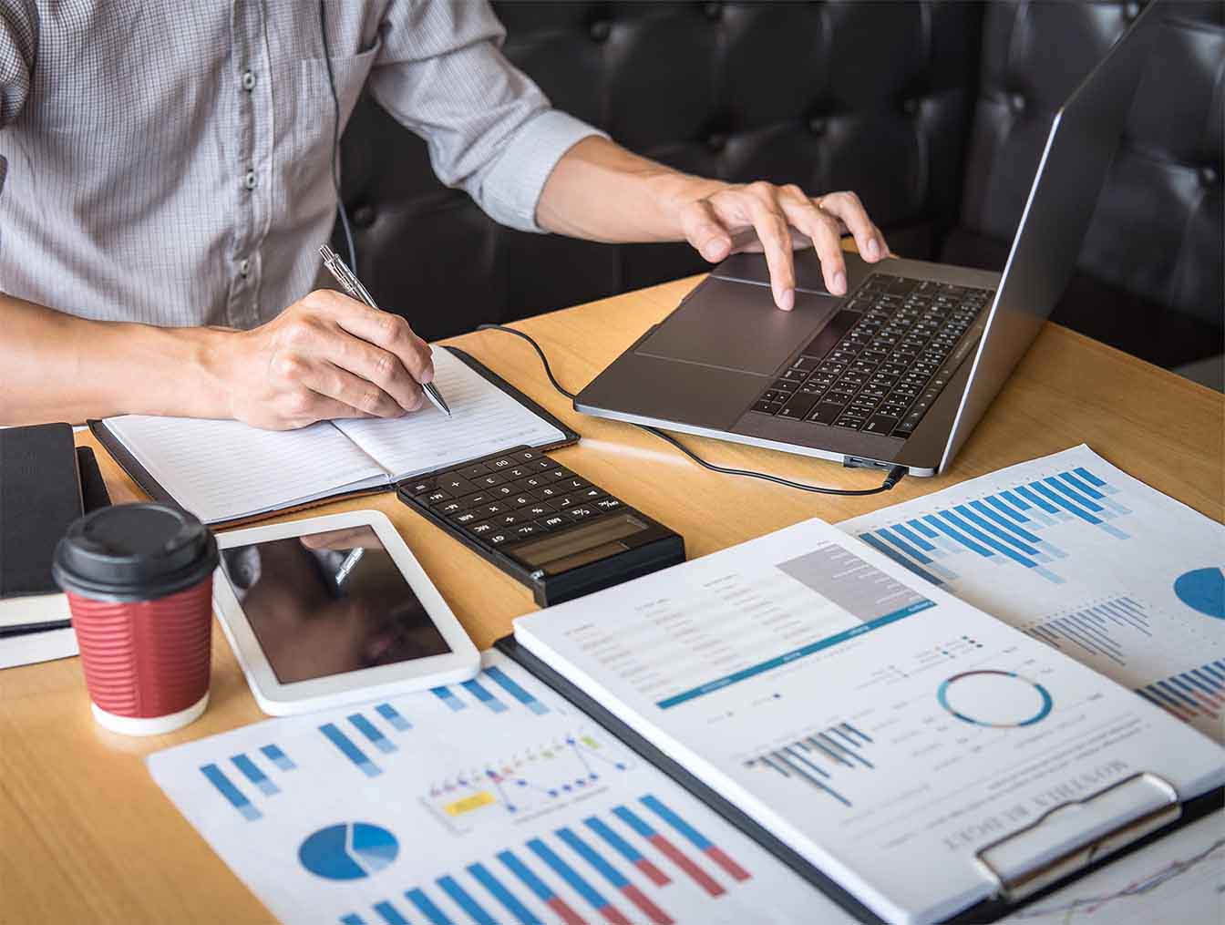 Contabilidad y teneduría de libros